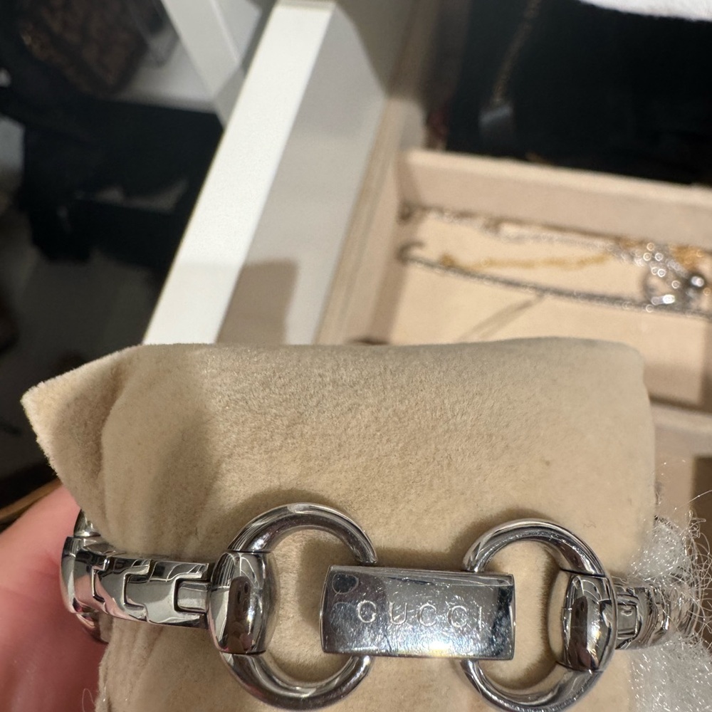 Gucci Signoria watch, model YA116307 - Picture 2 of 4